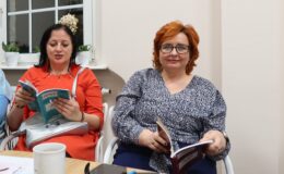 Plany DKS – spotkanie przy stoliku i 100 lat dla poetów