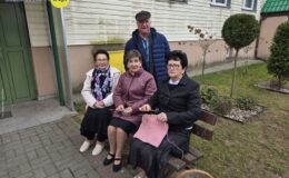 Seniorzy dzielą się wspomnieniami
