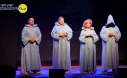 Spektakl w MDK – „I LOVE YOU, a teraz się zmień”