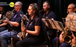 „Ojczyzna w sercu, pieśni na ustach”. Wzruszający koncert patriotyczny seniorów