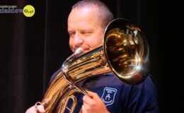 „Ojczyzna w sercu, pieśni na ustach”. Wzruszający koncert patriotyczny seniorów
