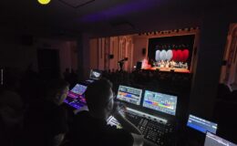 „Ojczyzna w sercu, pieśni na ustach”. Wzruszający koncert patriotyczny seniorów