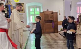 105. rocznica urodzin Jana Pawła II Patrona Szkoły Podstawowej nr 4 i II LO w Działdowie