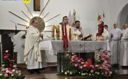105. rocznica urodzin Jana Pawła II Patrona Szkoły Podstawowej nr 4 i II LO w Działdowie