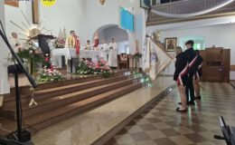 105. rocznica urodzin Jana Pawła II Patrona Szkoły Podstawowej nr 4 i II LO w Działdowie