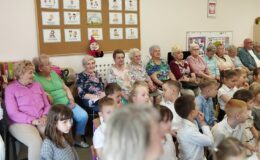 Upamiętnienie rocznicy uchwalenia Konstytucji 3 Maja. Przedszkole nr 4