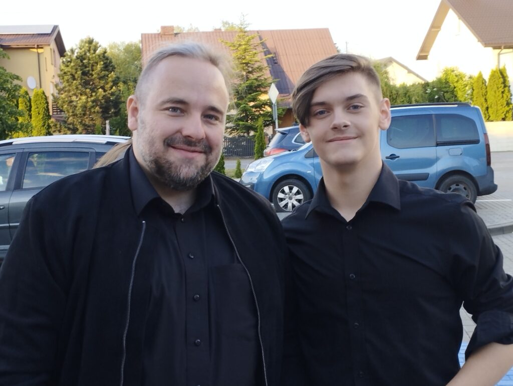 Krystian Leśnik wygrał "Mam Talent" Paweł Stawiński i Krystian Leśnik /Fot. FB Pawła Stawińskiego