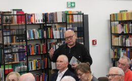 Muzealnik Krzysztof Siemianowski z promocją swojej książki gościł w Mławie