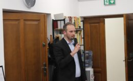 Muzealnik Krzysztof Siemianowski z promocją swojej książki gościł w Mławie