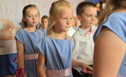 Pożegnanie z Przedszkolem nr 1 im. Jana Brzechwy w Działdowie. Grupa Jeżyków.