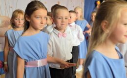 Pożegnanie z Przedszkolem nr 1 im. Jana Brzechwy w Działdowie. Grupa Jeżyków.