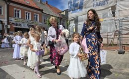 Procesja Bożego Ciała. Parafia pw. Podwyższenia Krzyża Świętego w Działdowie