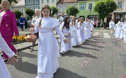 Procesja Bożego Ciała. Parafia pw. Podwyższenia Krzyża Świętego w Działdowie