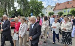 Procesja Bożego Ciała. Parafia pw. Podwyższenia Krzyża Świętego w Działdowie