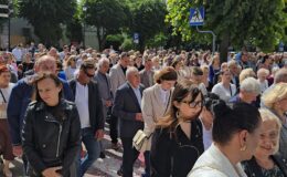 Procesja Bożego Ciała. Parafia pw. Podwyższenia Krzyża Świętego w Działdowie