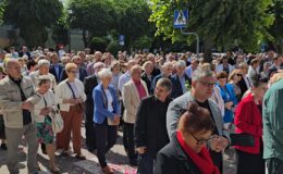 Procesja Bożego Ciała. Parafia pw. Podwyższenia Krzyża Świętego w Działdowie