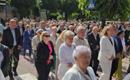 Procesja Bożego Ciała. Parafia pw. Podwyższenia Krzyża Świętego w Działdowie
