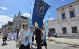 Procesja Bożego Ciała. Parafia pw. Podwyższenia Krzyża Świętego w Działdowie