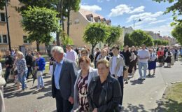 Procesja Bożego Ciała. Parafia pw. Podwyższenia Krzyża Świętego w Działdowie