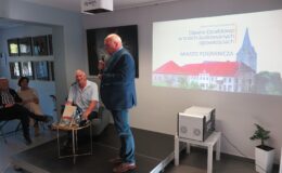 „Dawne Działdowo w stu zilustrowanych opowieściach” – tę książkę musisz mieć