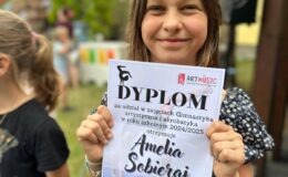 Uczniowie Art Music Szkoły Muzyki i Tańca powitali wakacje