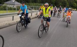 Rodzinny Rajd Rowerowy 2025 – udział wzięło ponad 200 cyklistów