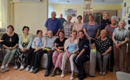 „Stop włamaniom do domów” – policjantki ostrzegają seniorów