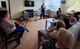 „Stop włamaniom do domów” – policjantki ostrzegają seniorów