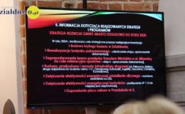 Burmistrz Grzegorz Mrowiński jednogłośnie z votum zaufania i absolutorium