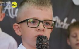 „Smerfy” pożegnały przedszkole