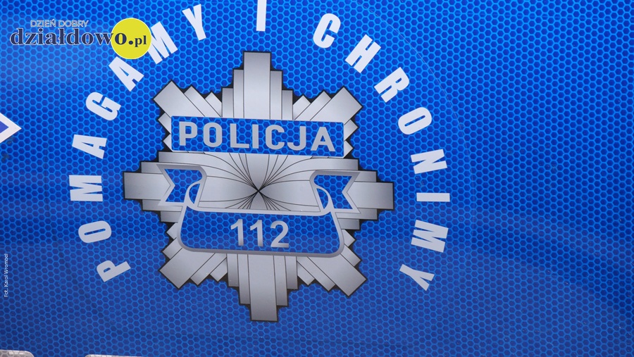 Sprzedał 11. latce energetyka na zdjęciu odznaka policyjna i napis pomagamy i chronimy