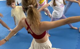 Taniec, gimnastyka i joga – zajęcia z ArtMusic