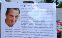 Poetka Alicja Ragucka i aktor Wojciech Wysocki na scenie