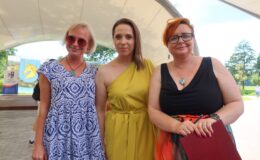 Poetka Alicja Ragucka i aktor Wojciech Wysocki na scenie