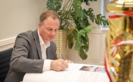 „Pingpongowe” spotkania KS Dekorglass z Marszałkiem i Wojewodą