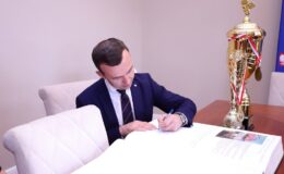 „Pingpongowe” spotkania KS Dekorglass z Marszałkiem i Wojewodą