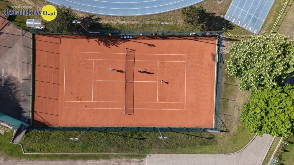 Zarezerwuj kort tenisowy online kort tenisowy na stadionie MOSiR w Działdowie