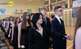 Zakończenie roku szkolnego klas ósmych w Szkole Podstawowej nr 3 w Działdowie