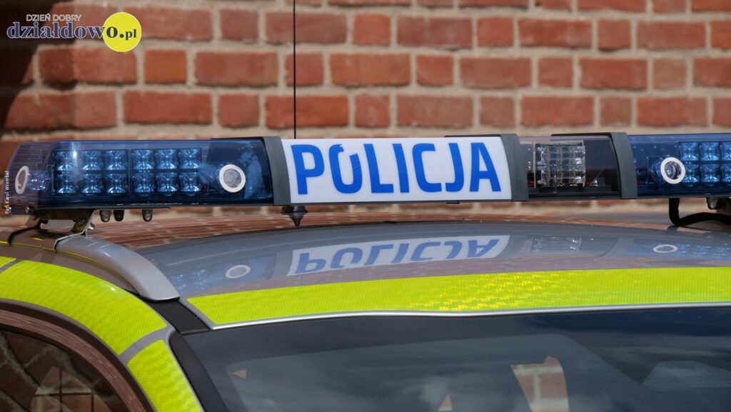 Święto Policji w Działdowie 2025 (na zdjęciu sygnalizator świetlny policyjny)