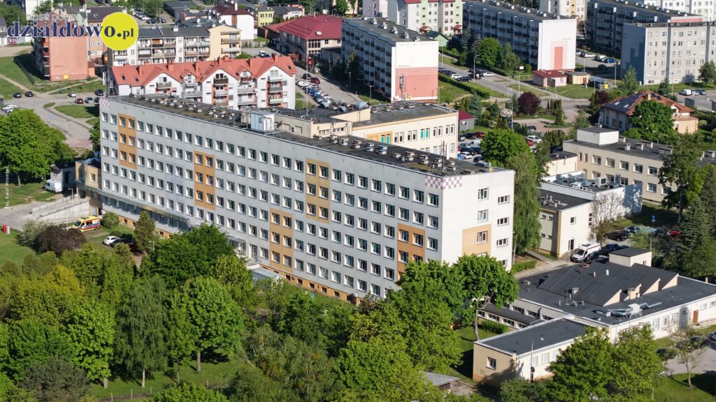 51 lat temu oddano do nowy budynek szpitala w Działdowie. Kartka z kalendarza budynek szpitala przy ul. Leśnej w Działdowie