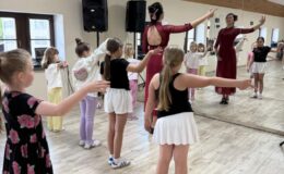 Wakacyjna Taneczna Podróż Dookoła Świata – za nami