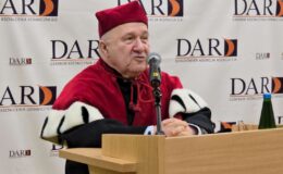 Dyplomatorium i czepkowanie absolwentów Wyższej Szkoły Gospodarki Kolegium Nauk Stosowanych Filii w Działdowie