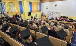 Dyplomatorium i czepkowanie absolwentów Wyższej Szkoły Gospodarki Kolegium Nauk Stosowanych Filii w Działdowie