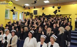 Dyplomatorium i czepkowanie absolwentów Wyższej Szkoły Gospodarki Kolegium Nauk Stosowanych Filii w Działdowie