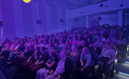 Hotelowe Piosenki – koncert Pawła Domagały w MDK w Działdowie