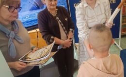 W Szkole Podstawowej nr 3 odbyło się wyjątkowe wydarzenie – Pasowanie na Czytelnika Biblioteki Szkolnej