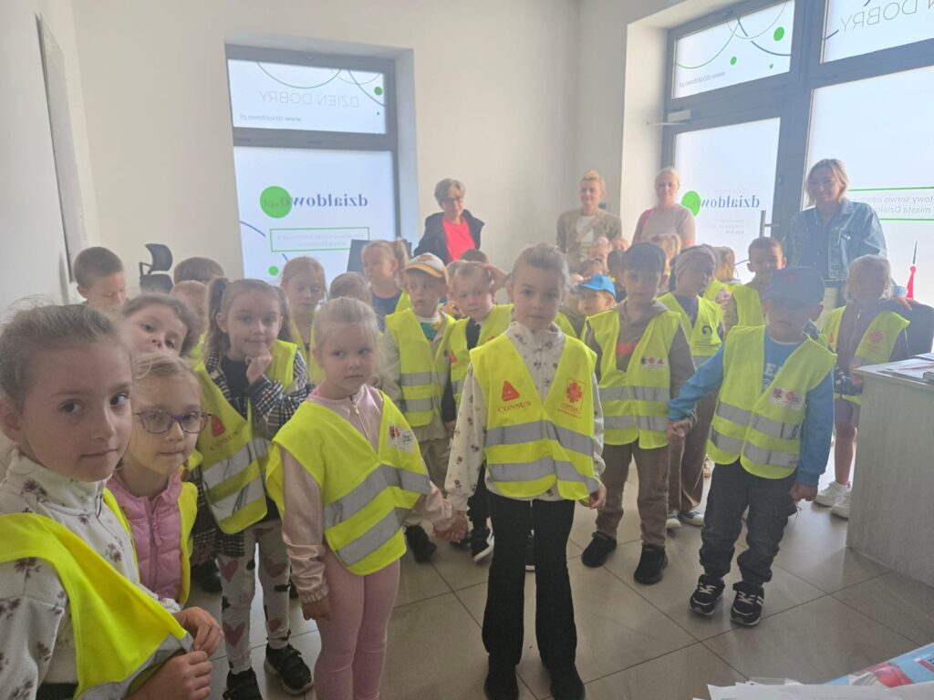 grupy "Jeżyków" i "Tropicieli" z Przedszkola nr 4 w Działdowie, które wraz ze swoimi paniami dowiedziały Redakcję Dzień Dobry Działdowo.pl