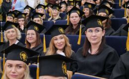 Dyplomatorium i czepkowanie absolwentów Wyższej Szkoły Gospodarki Kolegium Nauk Stosowanych Filii w Działdowie