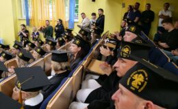 Dyplomatorium i czepkowanie absolwentów Wyższej Szkoły Gospodarki Kolegium Nauk Stosowanych Filii w Działdowie