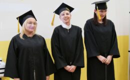 Dyplomatorium i czepkowanie absolwentów Wyższej Szkoły Gospodarki Kolegium Nauk Stosowanych Filii w Działdowie